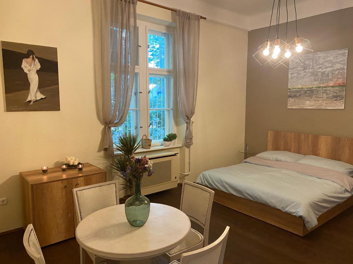 דירות שיופוק Apartman B מראה חיצוני תמונה