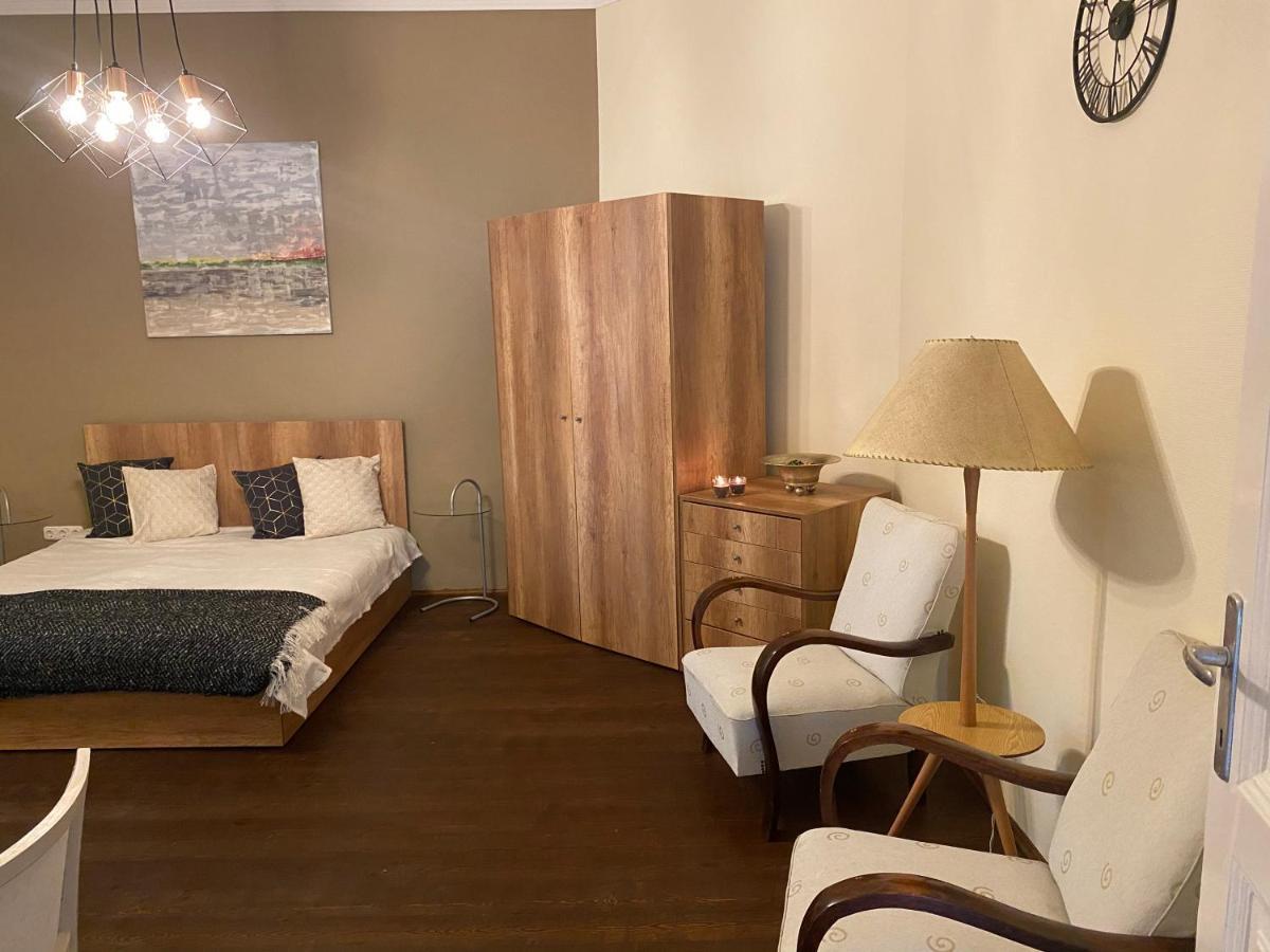 דירות שיופוק Apartman B מראה חיצוני תמונה